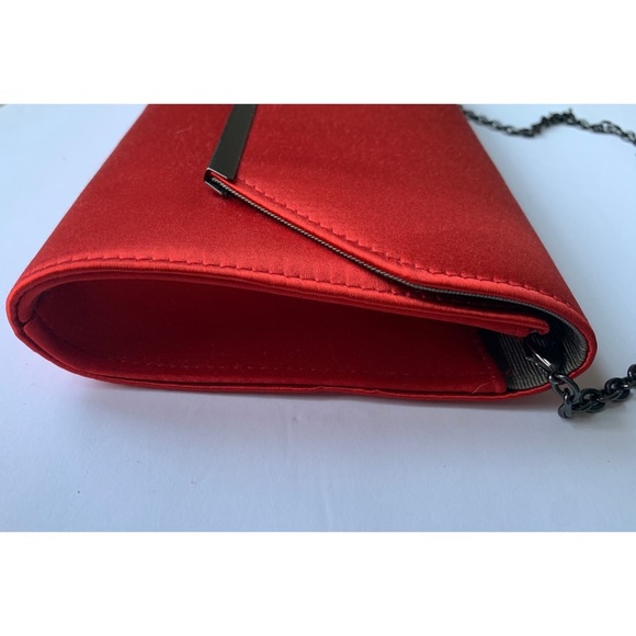 BCBG “Helen” Curry Red Satin Chain Clutch Bag - Picture 2 of 7